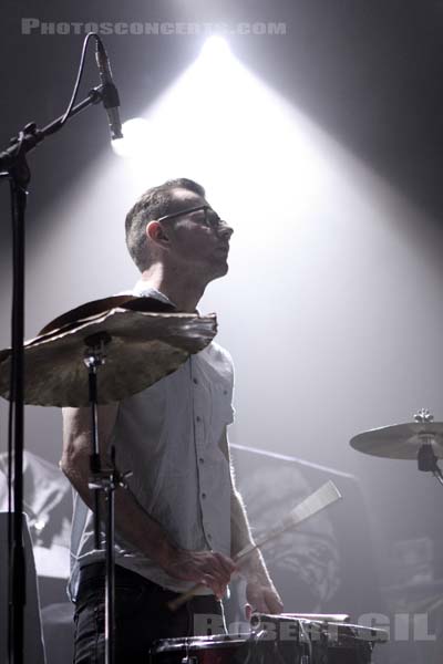 YOUNG FATHERS - 2013-11-08 - PARIS - La Cigale - 